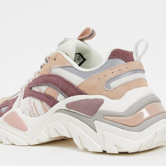 Fila electrove suede trainers in cream - Picture 2 of 4